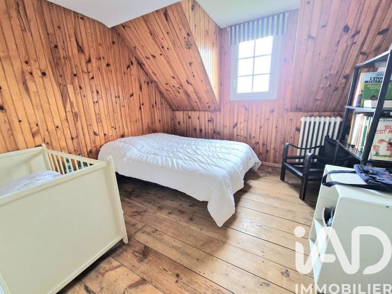 Maison - 157 m² - 9 pièces