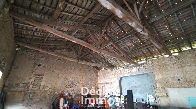 Grange - 145 m² - 2 pièces