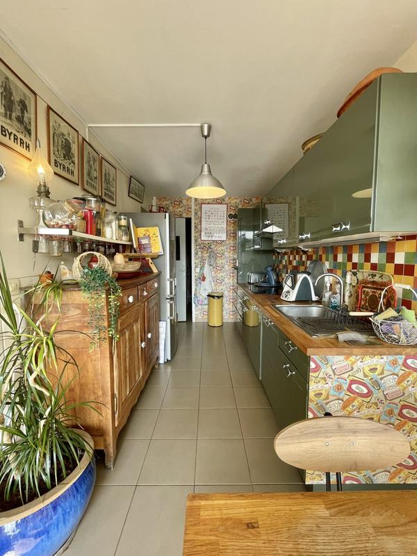 Appartement - 98 m² - 5 pièces