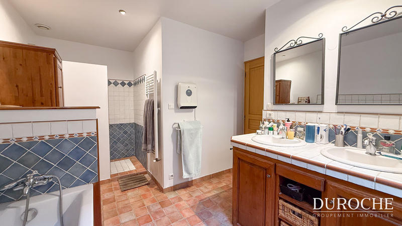 Maison de village - 190 m² - 5 pièces