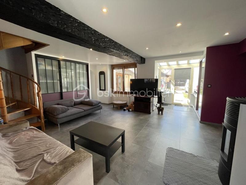 Maison - 122 m² - 5 pièces