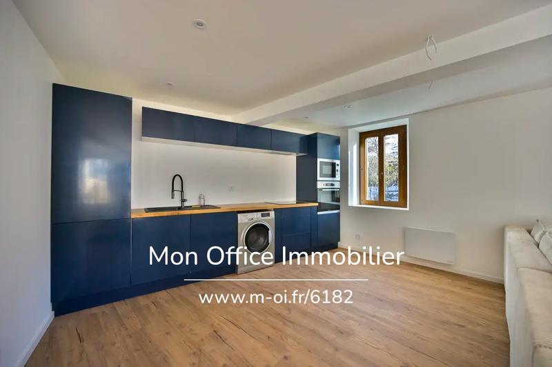 Appartement - 151 m² - 6 pièces