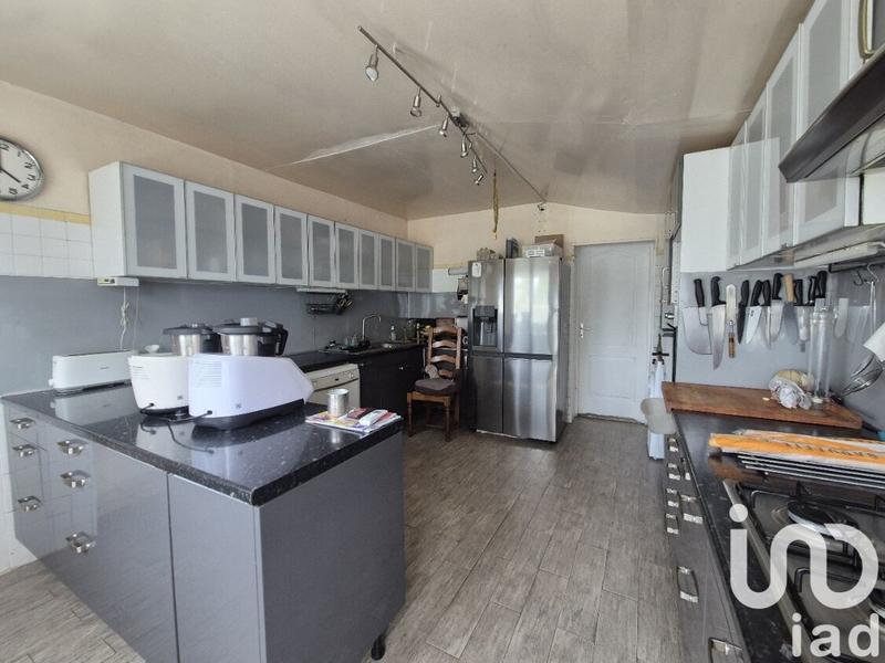 Maison - 191 m² - 6 pièces