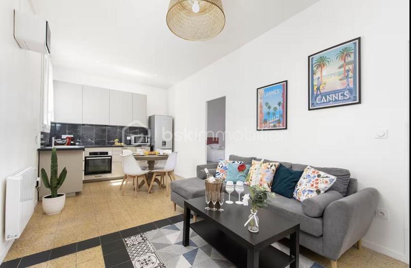 Appartement - 76 m² - 5 pièces