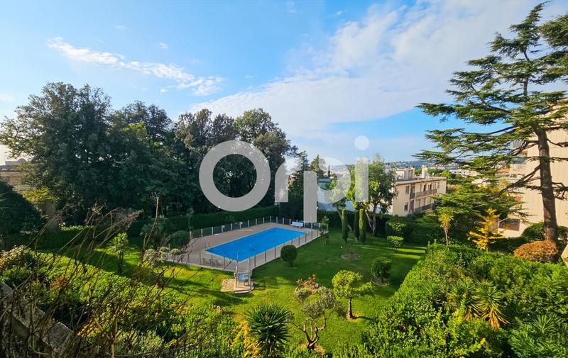 Appartement - 153 m² - 4 pièces