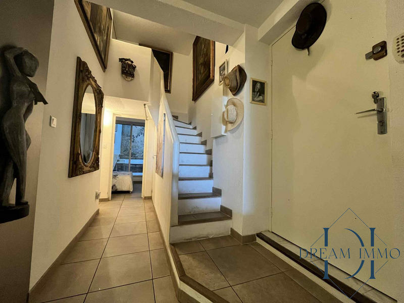 Appartement - 79 m² - 4 pièces