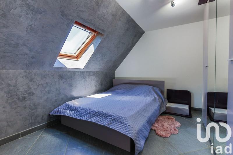 Maison - 175 m² - 9 pièces