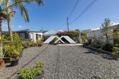 Maison - 250 m² - 9 pièces