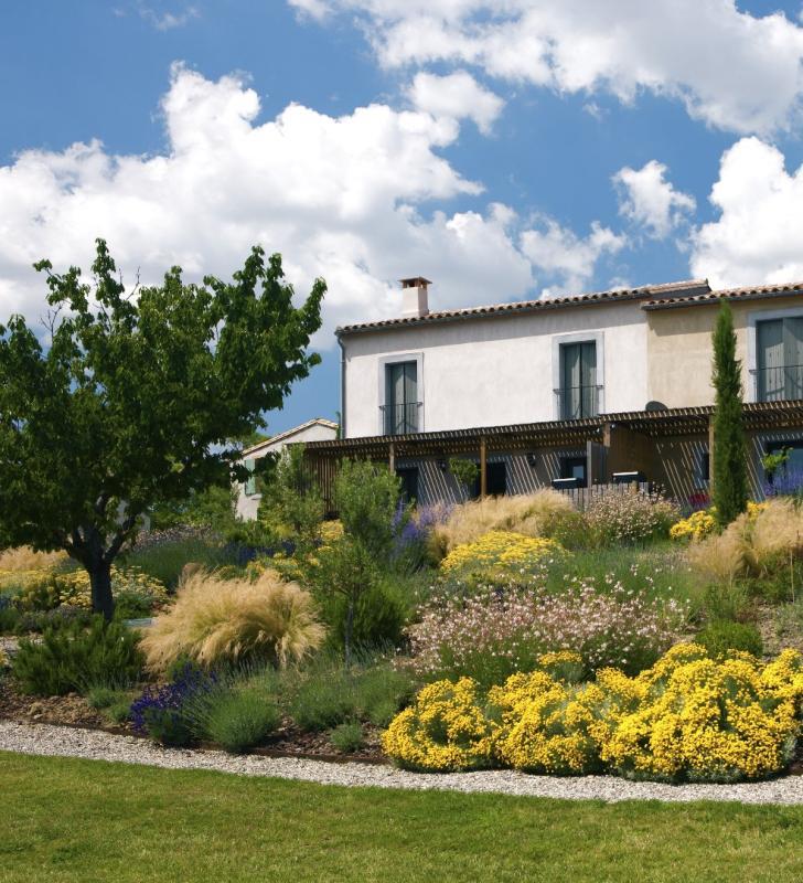 Propriété - 900 m² - 26 pièces