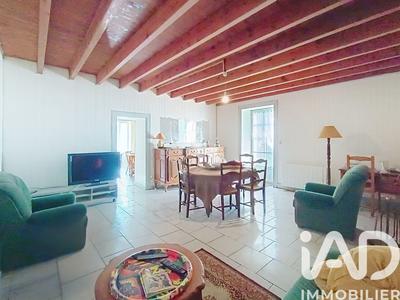 Maison de village - 220 m² - 6 pièces