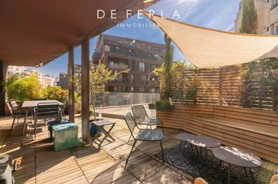 Appartement - 110 m² - 6 pièces