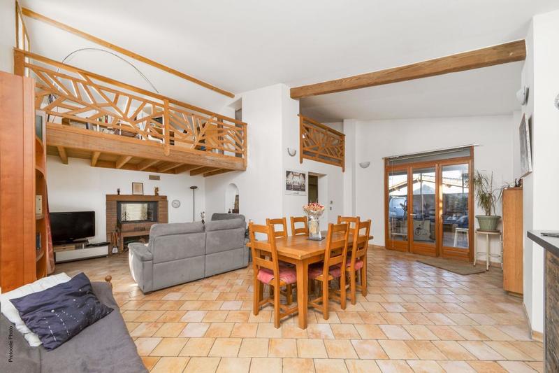 Maison - 140 m² - 4 pièces