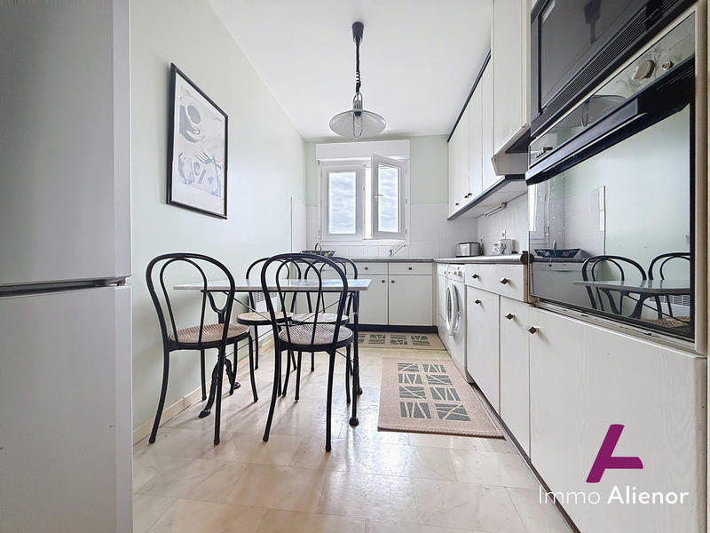 Appartement - 106 m² - 4 pièces