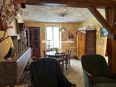 Maison - 130 m² - 7 pièces