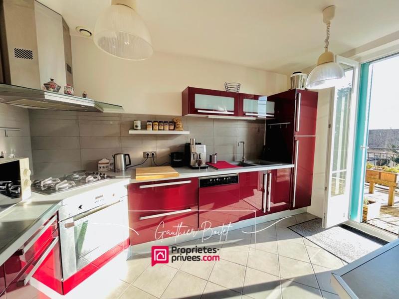 Maison - 170 m² - 8 pièces