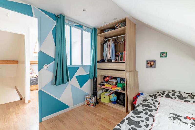 Maison - 95 m² - 5 pièces