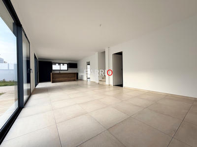 Villa - 102 m² - 4 pièces