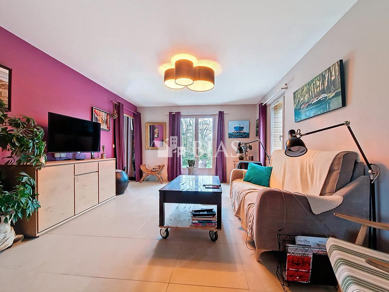 Maison - 160 m² - 5 pièces