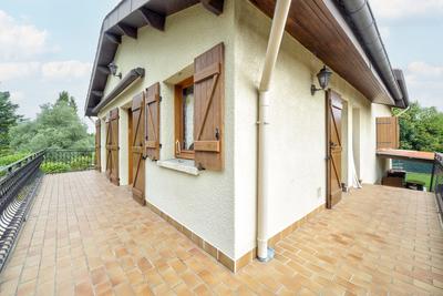 Villa - 210 m² - 10 pièces