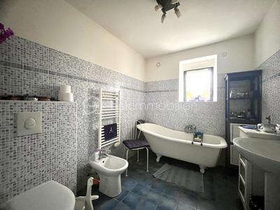 Maison en pierre - 150 m² - 6 pièces