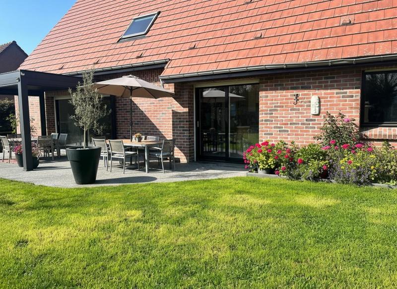 Maison - 201 m² - 7 pièces