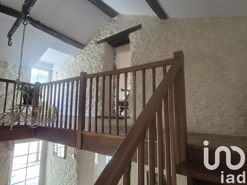 Maison - 185 m² - 5 pièces