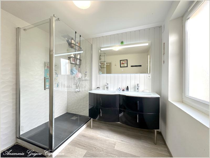 Maison - 150 m² - 7 pièces