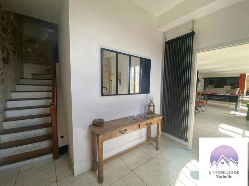 Maison - 265 m² - 7 pièces