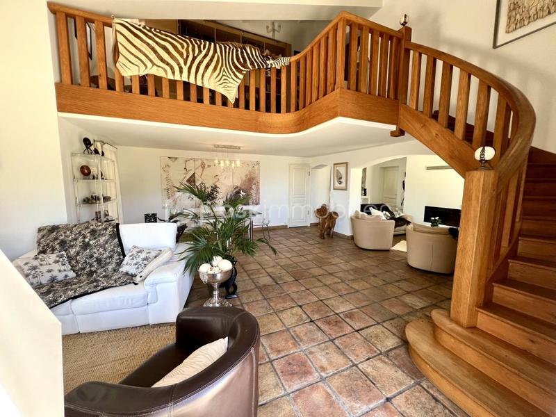 Maison d'architecte - 181 m² - 6 pièces