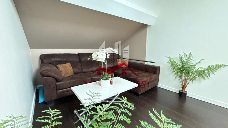 Propriété - 389 m² - 8 pièces