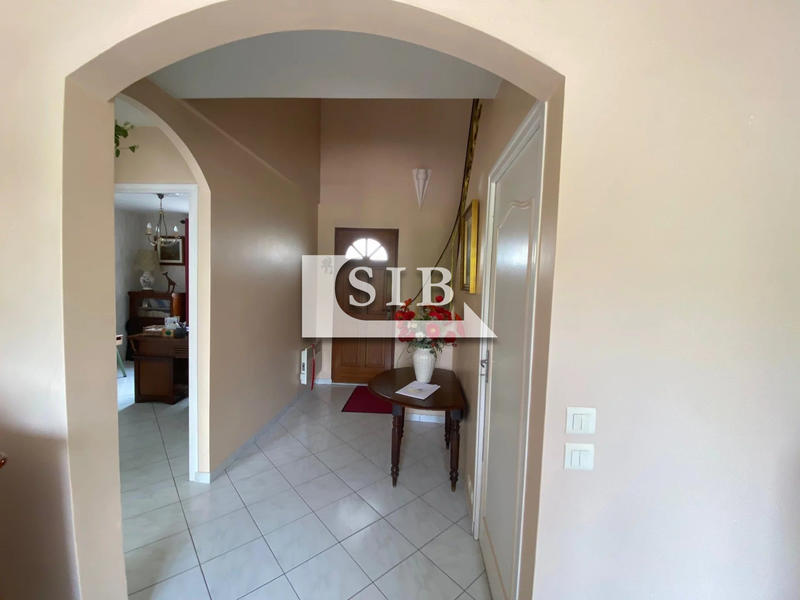 Maison - 100 m² - 6 pièces