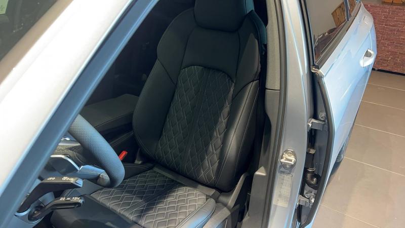 Audi A6 Avant 50 TFSIe 299 ch s tronic 7 Quattro s line