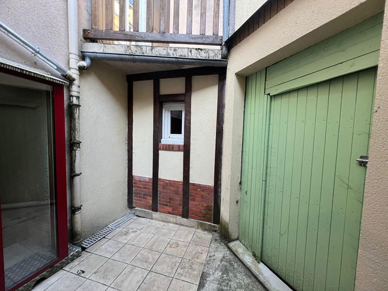 Local commercial - 68 m² - 2 pièces