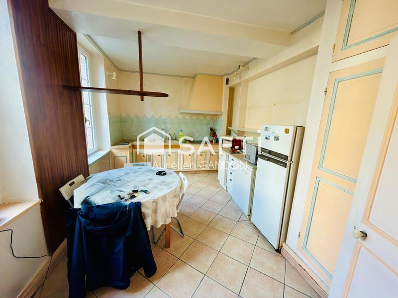 Maison - 155 m² - 6 pièces