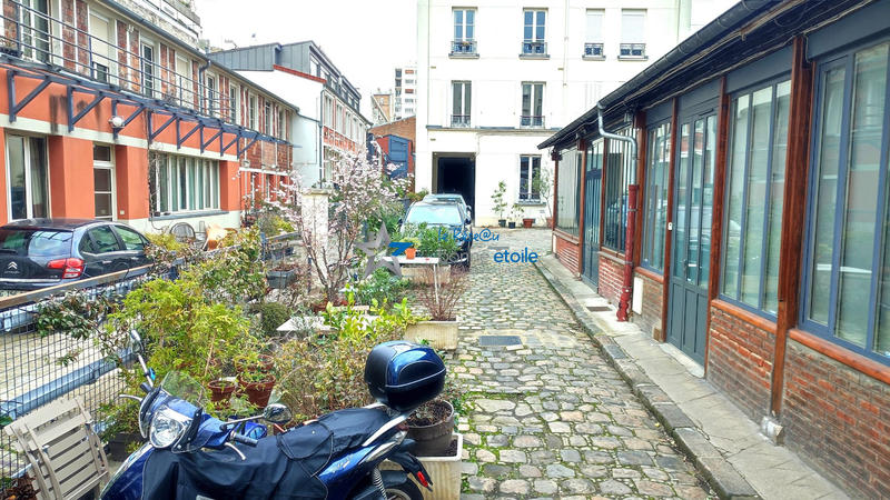 Loft - 83 m² - 3 pièces