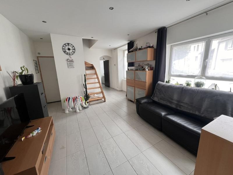 Maison - 87 m² - 4 pièces