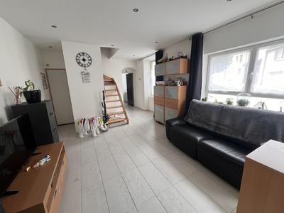 Maison - 87 m² - 4 pièces