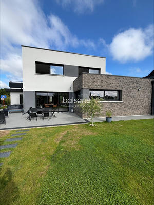 Maison contemporaine - 180 m² - 5 pièces