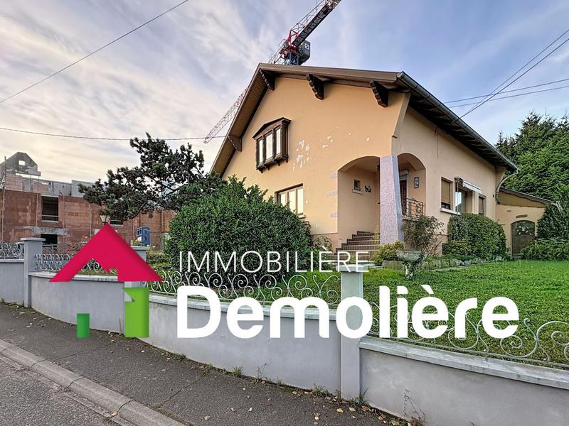 Maison - 183 m² - 8 pièces