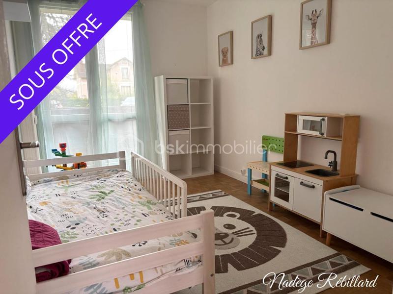 Appartement - 88 m² - 6 pièces