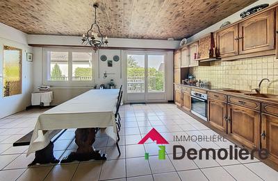 Maison - 147 m² - 6 pièces