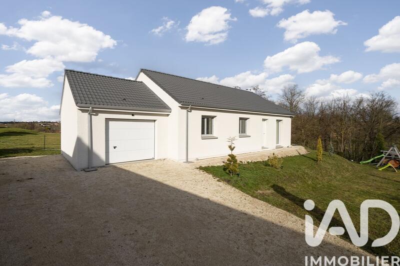 Maison - 85 m² - 3 pièces