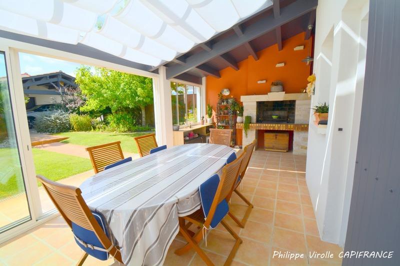 Villa - 196 m² - 7 pièces