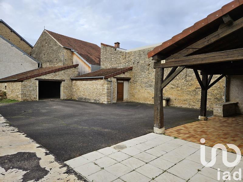 Maison - 128 m² - 5 pièces