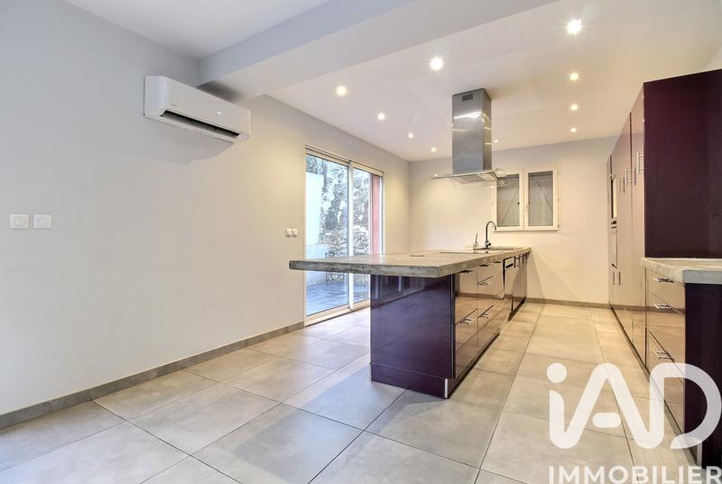 Maison - 122 m² - 5 pièces