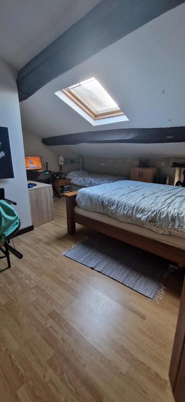 Maison - 326 m² - 13 pièces