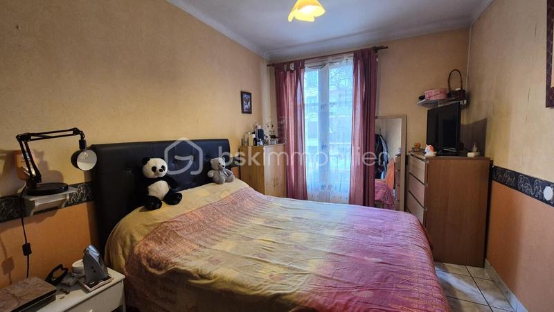 Appartement - 82 m² - 5 pièces