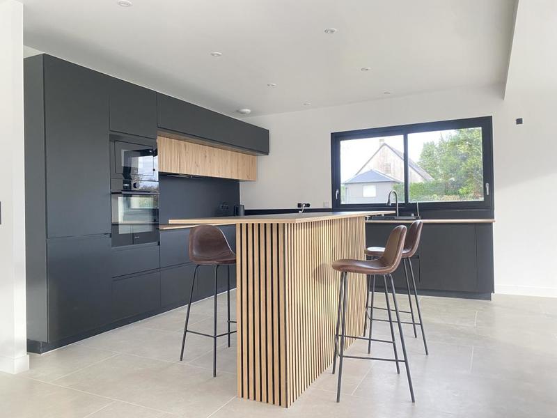 Maison - 163 m² - 5 pièces