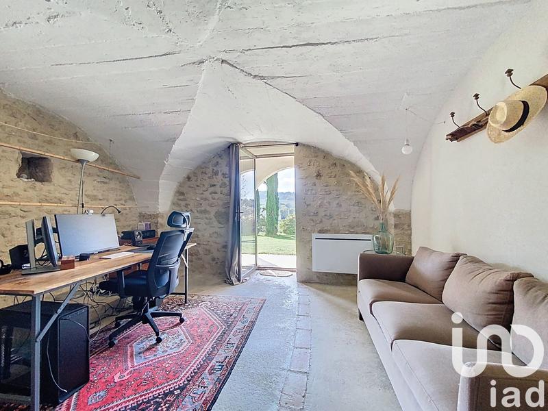 Maison - 435 m² - 20 pièces