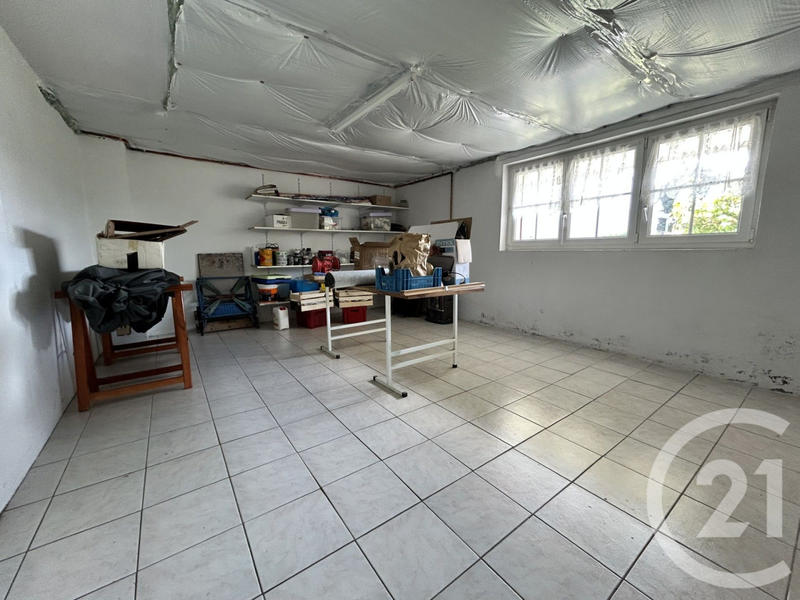 Maison - 141 m² - 7 pièces